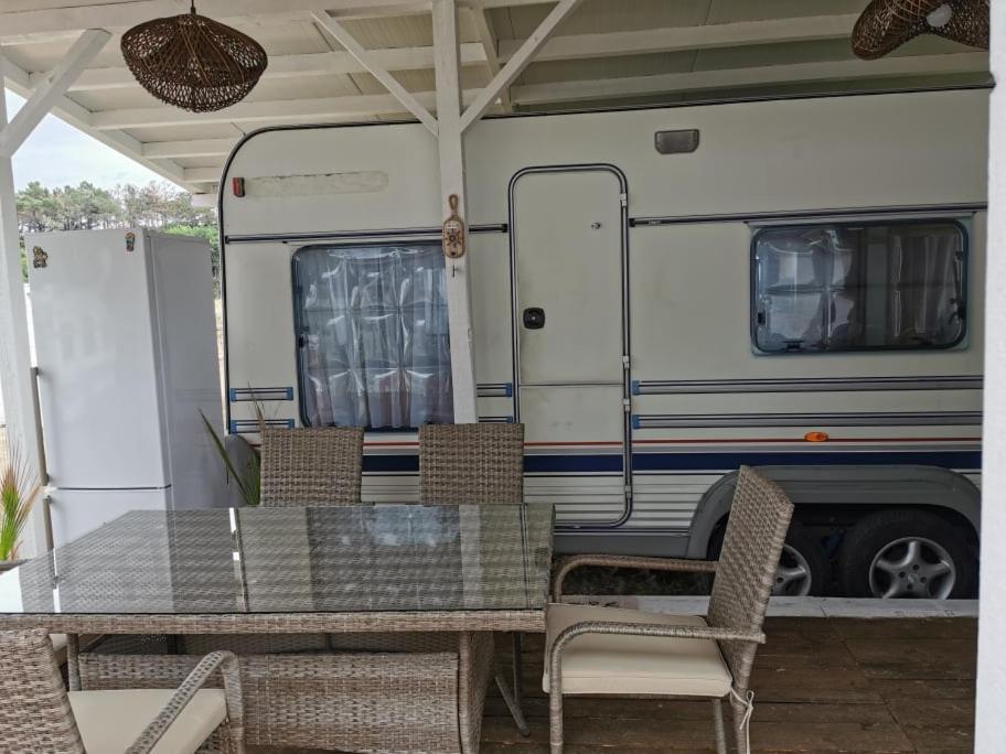 Sea Caravan On The Beach Kiten  Exterior photo