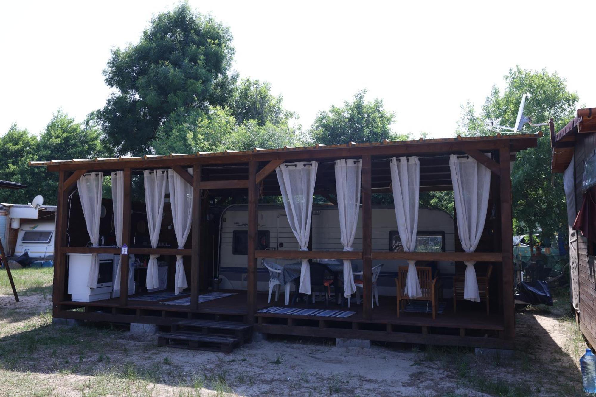 Sea Caravan On The Beach Kiten  Exterior photo